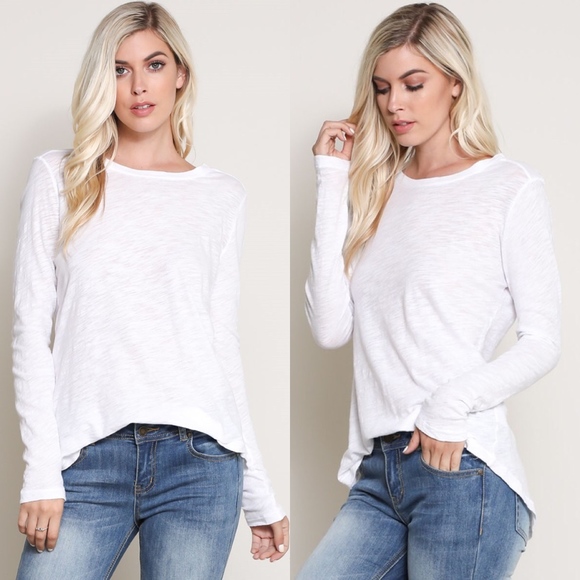 Glamvault Tops - Basic White Long Sleeve Tee